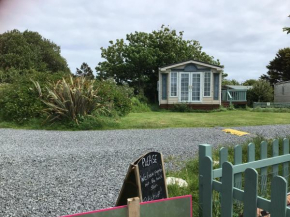 lovely holiday home nr Kynance Cove